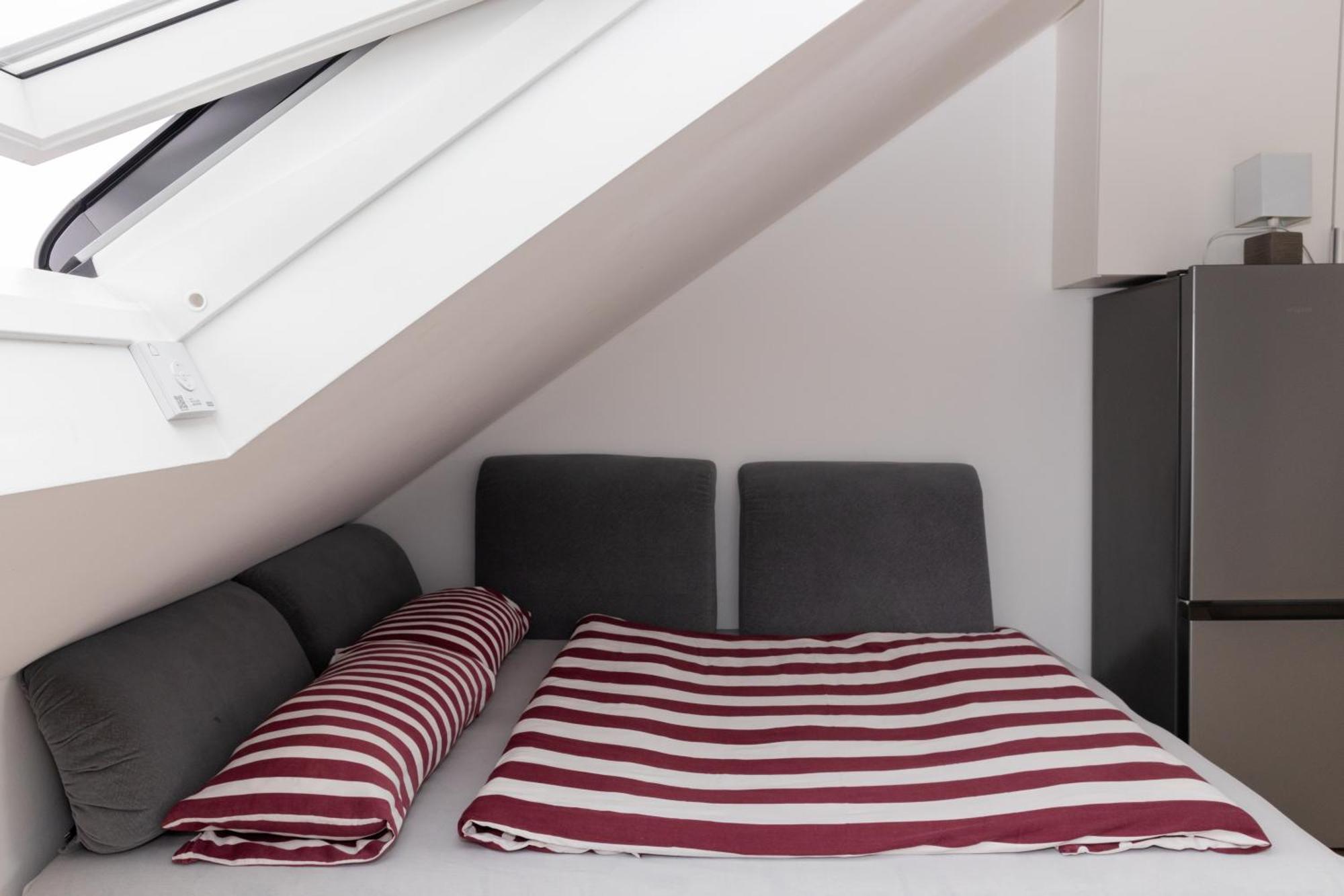 1 Zimmerwohnung In Koblenz Кобленц Экстерьер фото
